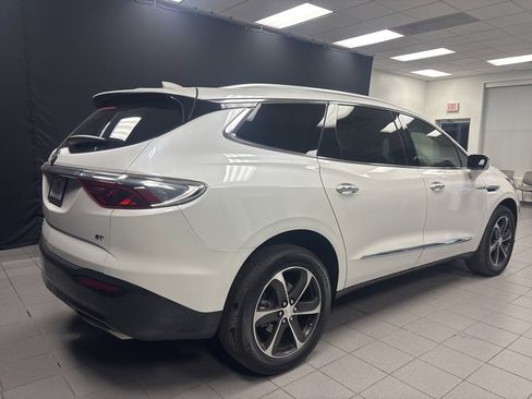 Used 2022 Buick Enclave Essence w/ Experience Buick Package image 3