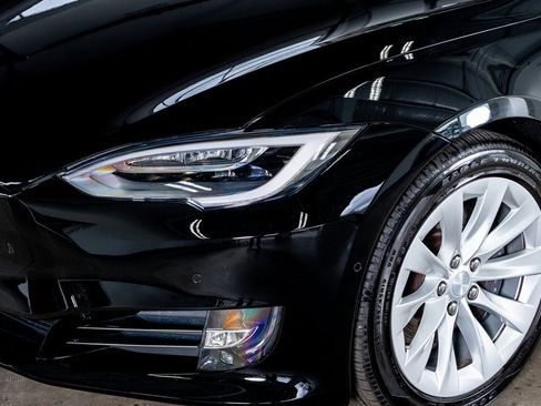 Used 2019 Tesla Model S AWD image 12