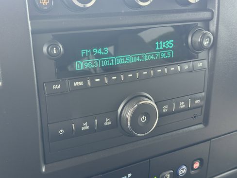 Used 2023 Chevrolet Express 3500 LS image 22