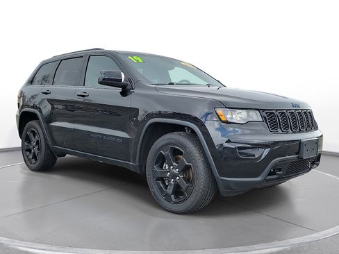 Used 2019 Jeep Grand Cherokee Laredo AWD/4WD image 1