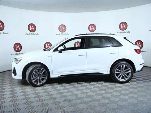 Used 2025 Audi Q3 2.0T Premium w/ Convenience Package AWD/4WD image 5
