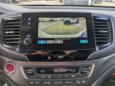 Used 2021 Honda Pilot Special Edition image 24