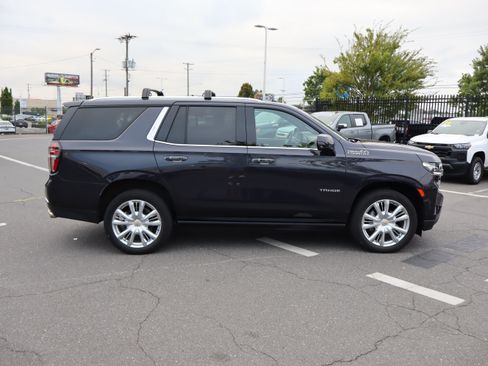 Used 2023 Chevrolet Tahoe High Country w/ Premium Package 2 AWD/4WD image 11