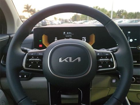 New 2026 Kia Carnival EX image 20