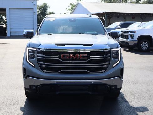 Certified 2024 GMC Sierra 1500 SLT w/ SLT Premium Plus Package AWD/4WD image 4