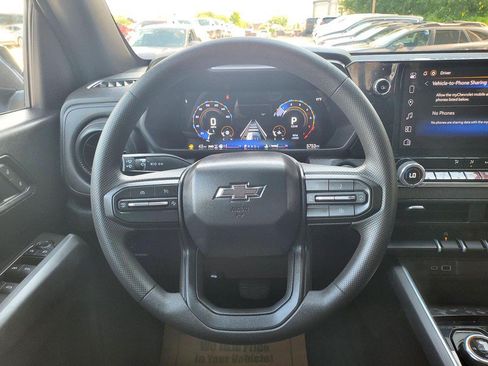 Used 2026 Chevrolet Colorado Trail Boss AWD/4WD image 10