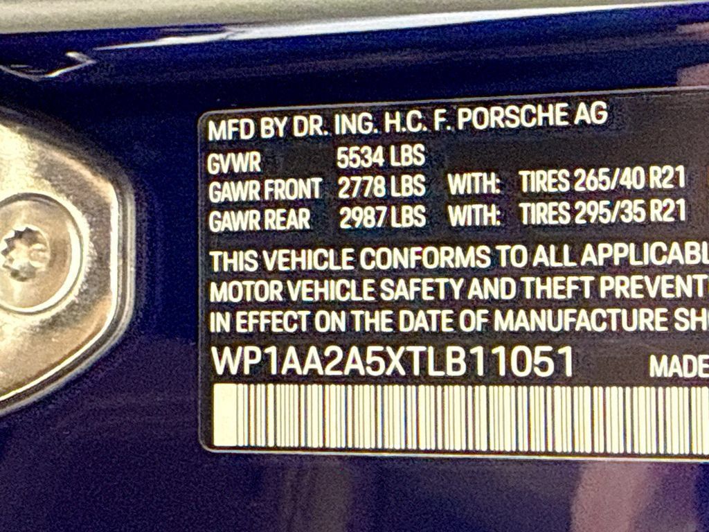 Used 2026 Porsche Macan AWD/4WD image 35