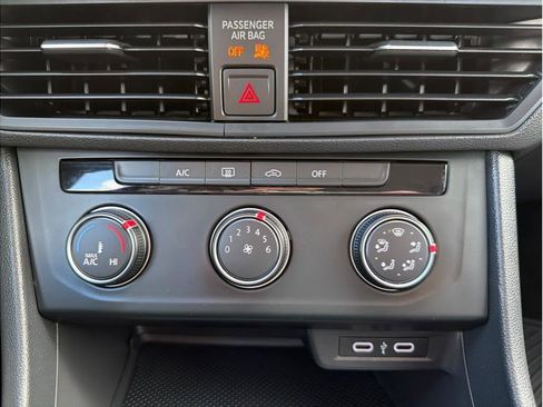 Used 2020 Volkswagen Jetta S FWD image 22