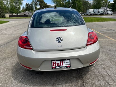 Used 2014 Volkswagen Beetle 1.8T FWD image 6
