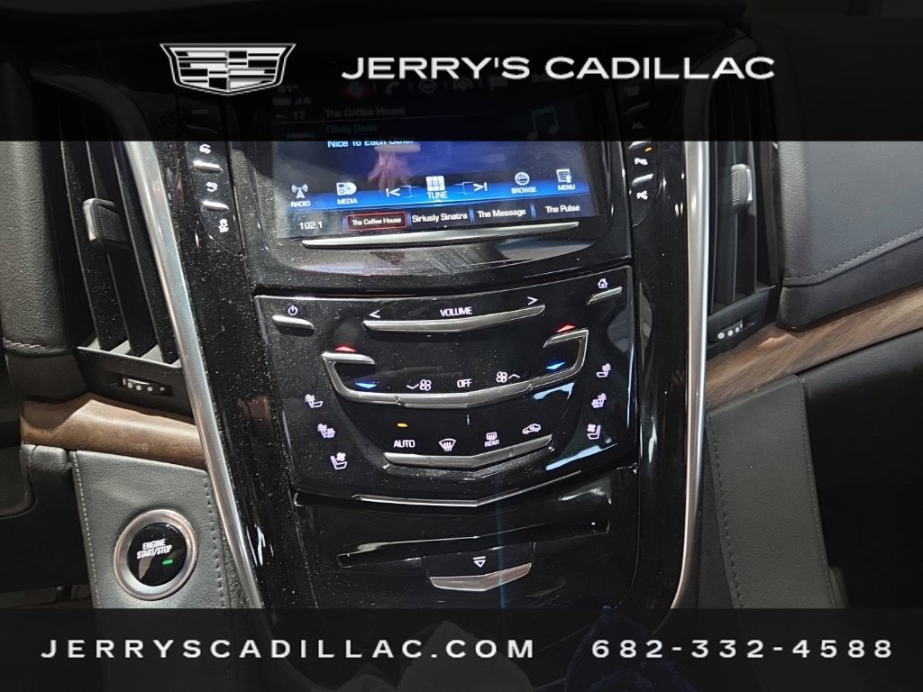 Used 2019 Cadillac Escalade Premium Luxury RWD image 11