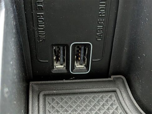 Used 2018 Volvo XC90 T6 Inscription w/ Convenience Package image 24