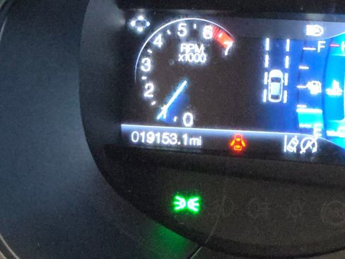 Used 2022 Ford Edge SE w/ Black Appearance Package image 17