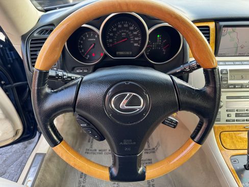 Used 2002 Lexus SC 430 Convertible RWD image 13