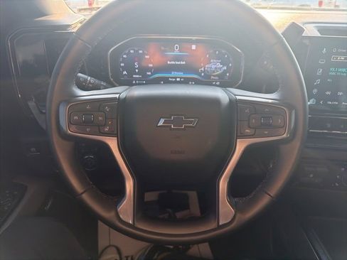 Used 2025 Chevrolet Silverado 2500 ZR2 image 23