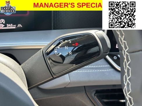 Used 2025 Volkswagen Tiguan SE w/ Panoramic Sunroof Package AWD/4WD image 24