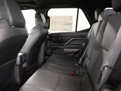 New 2025 Toyota 4Runner TRD Off-Road Premium image 28