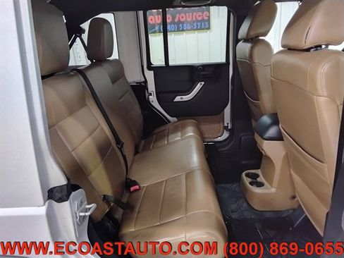 Used 2012 Jeep Wrangler Unlimited Sahara w/ Dual Top Group AWD/4WD image 15