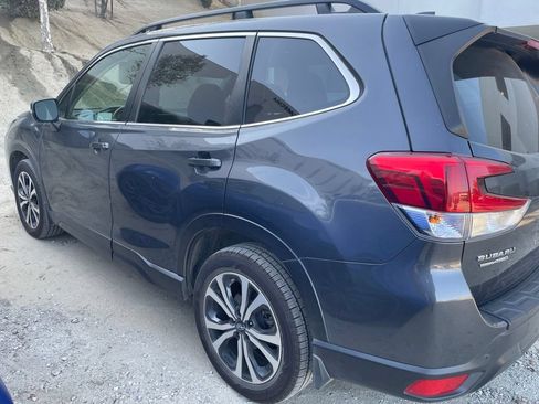 Used 2024 Subaru Forester Limited w/ Convenience Package AWD/4WD image 6