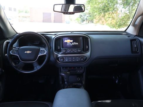 Used 2016 Chevrolet Colorado Z71 AWD/4WD image 16