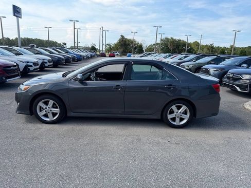 Used 2012 Toyota Camry SE FWD image 10