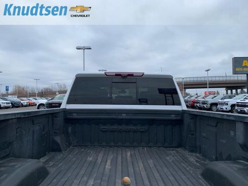 Used 2021 GMC Sierra 3500 Denali w/ Denali Ultimate Package image 15