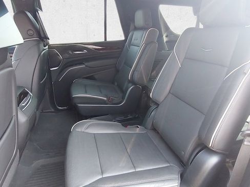 Certified 2023 Cadillac Escalade Premium Luxury w/ LPO, Floor Liner Package image 17