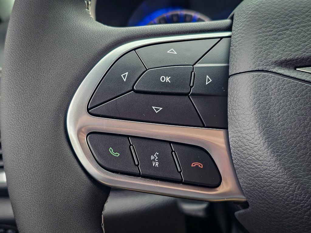 New 2027 Chrysler Pacifica Select AWD/4WD image 20