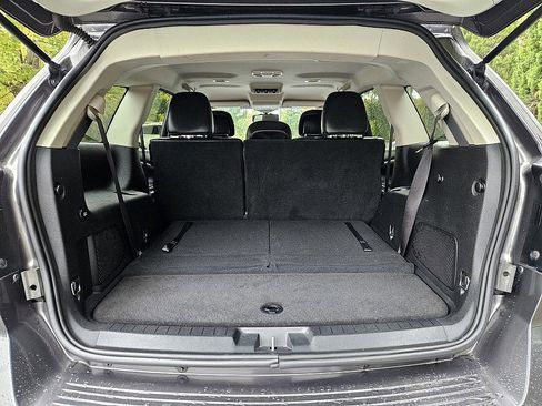 Used 2015 Dodge Journey Crossroad w/ Flexible Seating Group image 14