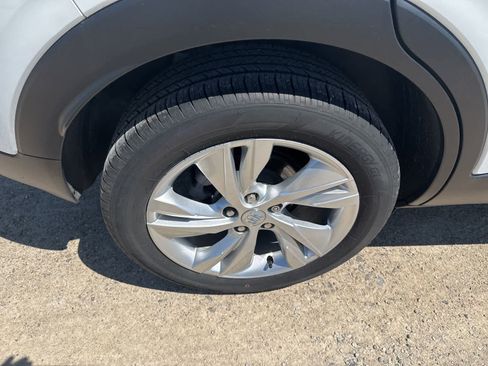 Used 2024 Buick Encore GX Preferred FWD image 8