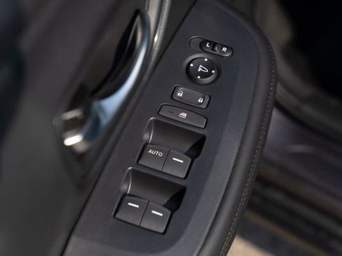 Used 2024 Honda HR-V LX image 21