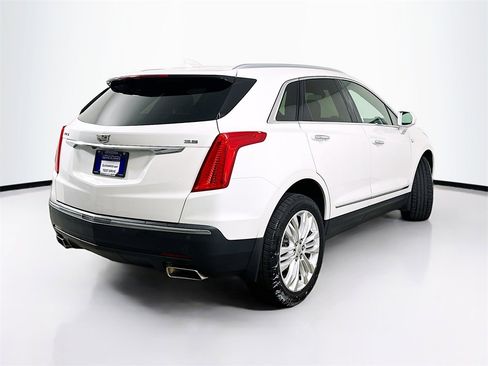 Used 2018 Cadillac XT5 Premium Luxury image 7