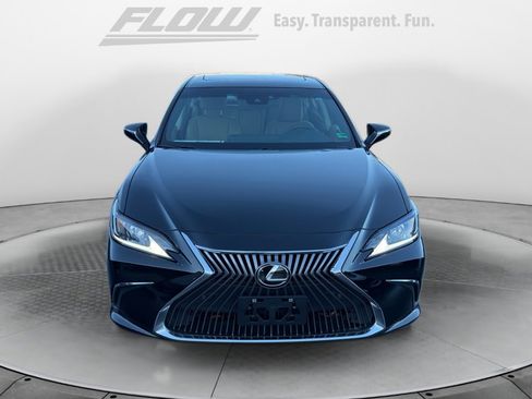 Used 2021 Lexus ES 250 w/ Premium Package image 3