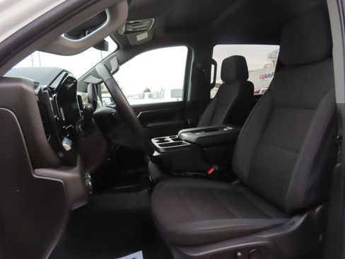 Used 2025 Chevrolet Silverado 2500 LT w/ Convenience Package image 22