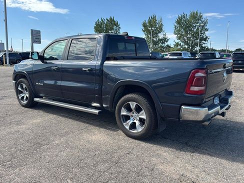 Used 2019 RAM 1500 Laramie AWD/4WD image 4