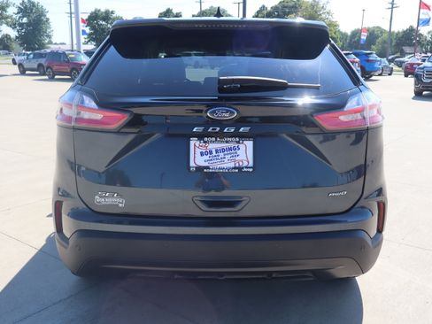 Used 2024 Ford Edge SEL w/ Sport Appearance Package AWD/4WD image 7