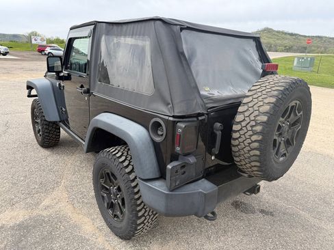 Used 2015 Jeep Wrangler Sport AWD/4WD image 8
