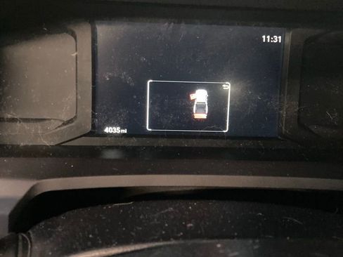 Used 2025 Toyota Tacoma SR5 image 6