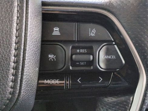 Used 2023 Toyota Sequoia Platinum image 26