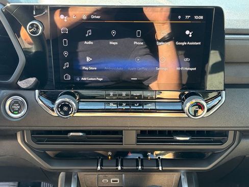 Used 2023 Chevrolet Colorado Trail Boss w/ Technology Package image 23