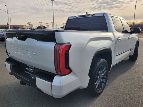 Used 2023 Toyota Tundra Platinum image 4