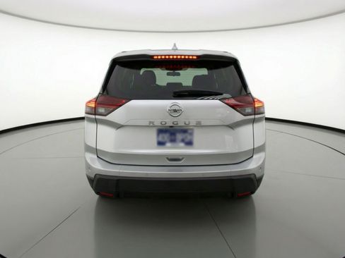 Used 2025 Nissan Rogue SV image 7