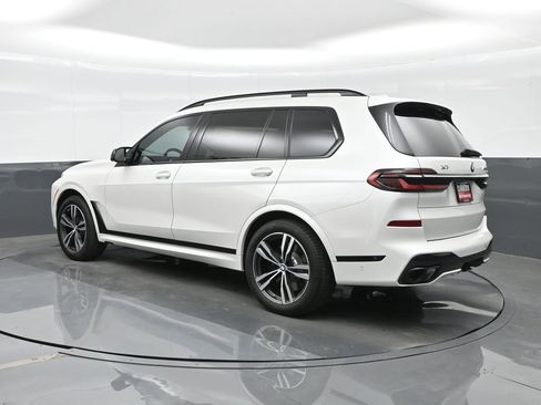 Used 2023 BMW X7 M60i w/ Executive Package AWD/4WD image 3