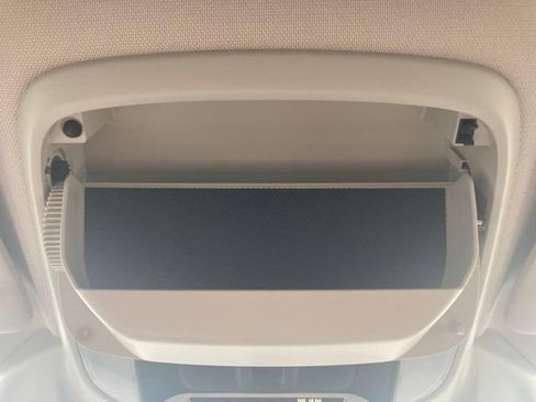 Used 2020 Subaru Forester Limited image 40