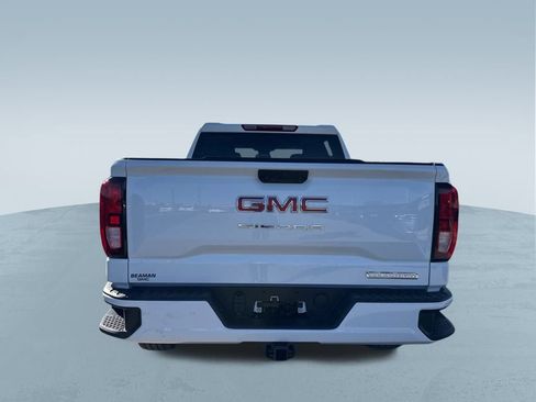 New 2026 GMC Sierra 1500 Elevation image 7