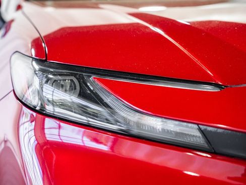 Used 2025 Toyota Camry LE FWD image 12