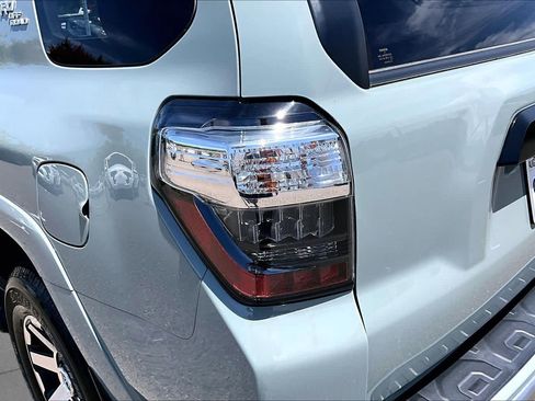 Certified 2023 Toyota 4Runner TRD Off-Road Premium w/ Moonroof Package AWD/4WD image 28