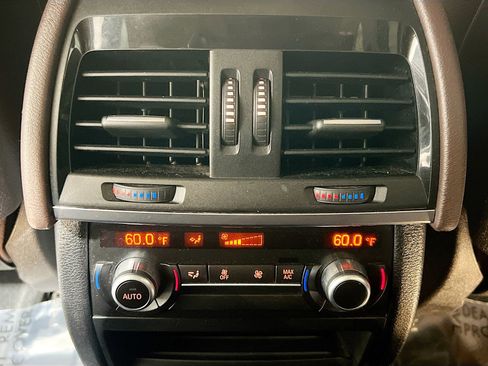 Used 2015 BMW X5 xDrive35i image 19