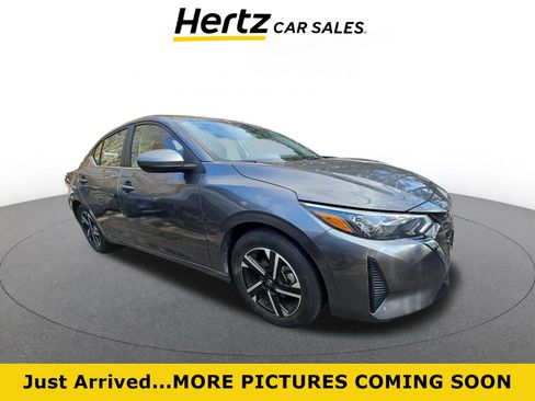 Used 2025 Nissan Sentra SV image 1
