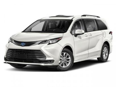 Used 2021 Toyota Sienna LE