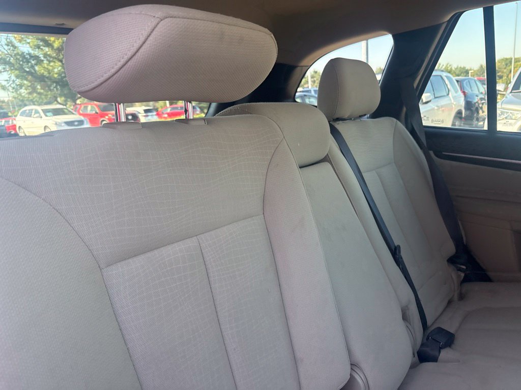 Used 2012 Hyundai Santa Fe GLS FWD image 25